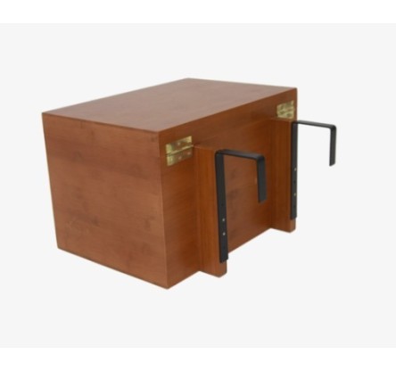 82128 STABLE TACK BOX
